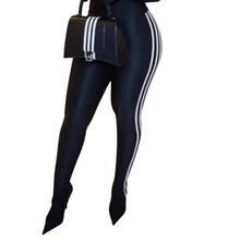 Load image into Gallery viewer, Striped Shoe Leggings-Modern Baby Las Vegas
