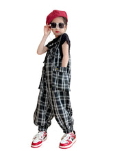 Load image into Gallery viewer, Plaid Suspender Set-Modern Baby Las Vegas