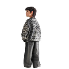 Load image into Gallery viewer, Leopard Sweatshirt