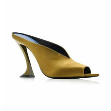 Load image into Gallery viewer, Fish Mouth Sandals-Modern Baby Las Vegas