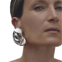 Load image into Gallery viewer, Vintage Big Metal Dented Earrings
