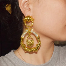 Load image into Gallery viewer, Hanging Keyhole Earrings