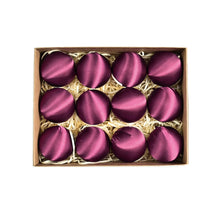 Load image into Gallery viewer, Luxury Satin Ornament Set