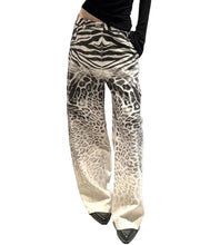 Load image into Gallery viewer, White Zebra Leopard Denim Jeans