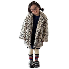 Load image into Gallery viewer, Leopard Print Button Coat