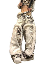 Load image into Gallery viewer, Fur Patch Leopard Print Jeans