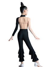 Load image into Gallery viewer, Hollow Out Ruffle Bottom Pant Set-Modern Baby Las Vegas