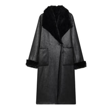 Load image into Gallery viewer, Reversible Fur Coat