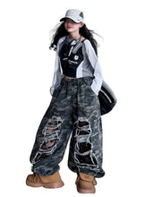Load image into Gallery viewer, Distressed Camo Pants