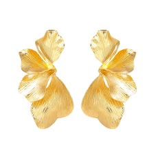 Load image into Gallery viewer, Metal Flower Earrings-Modern Baby Las Vegas