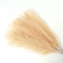 Load image into Gallery viewer, 15pc Artificial Pampas Grass