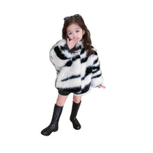 Load image into Gallery viewer, Black And White Zebra Print Fur Coat