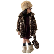 Load image into Gallery viewer, Leopard Print Button Coat