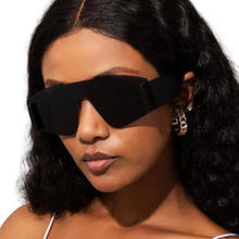 Load image into Gallery viewer, Vintage Oversized Square Rimless Sunglasses
