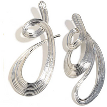 Load image into Gallery viewer, Geometric Twisted Drop Earrings
