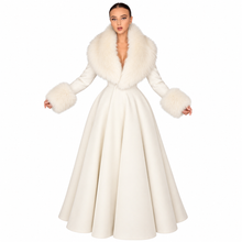 Load image into Gallery viewer, Rich Gal Coat
