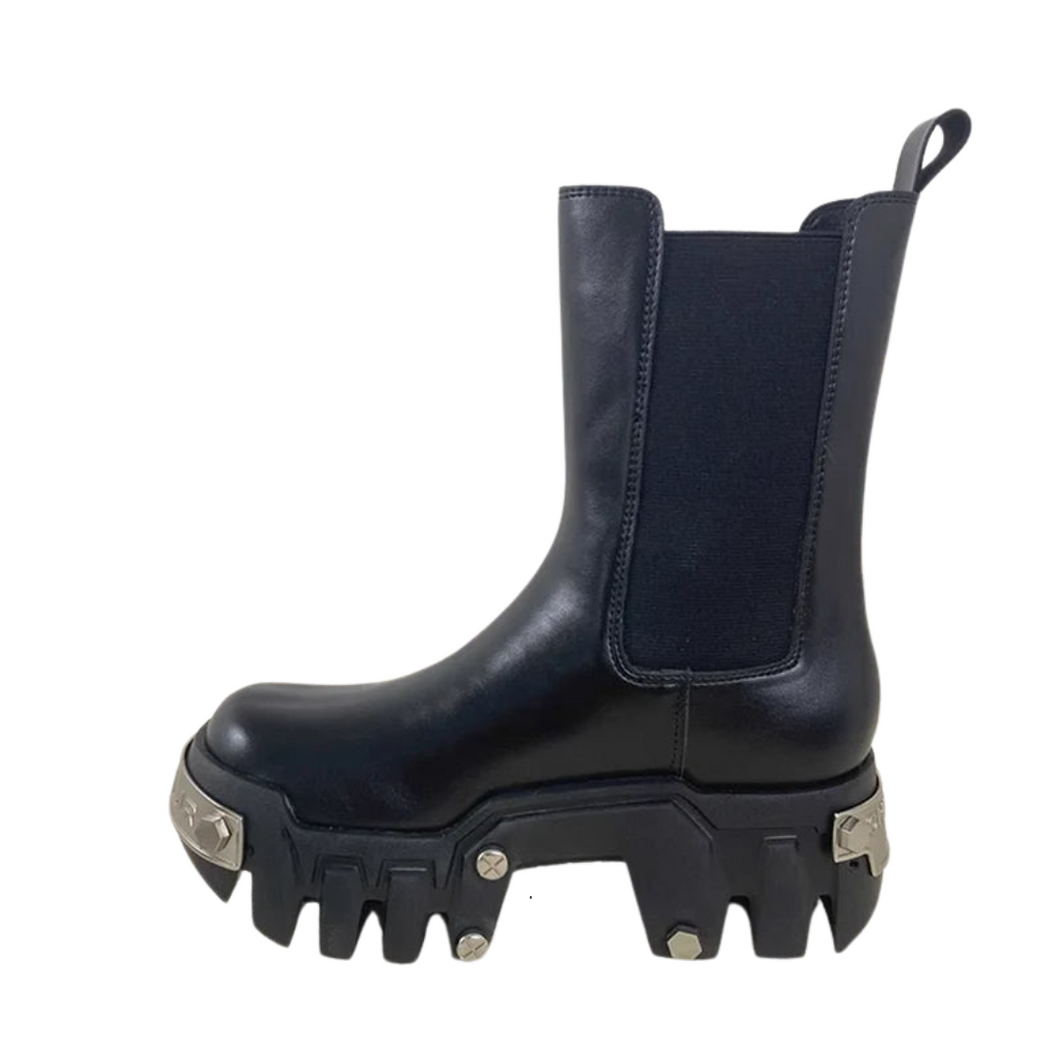 Studded Large Tooth Boots