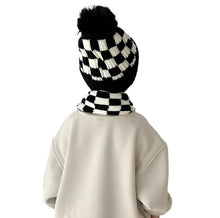 Load image into Gallery viewer, Checker Hat And Scarf Set
