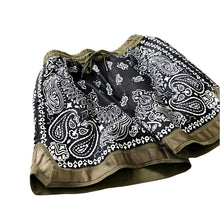 Load image into Gallery viewer, Vintage Bandana Print Shorts
