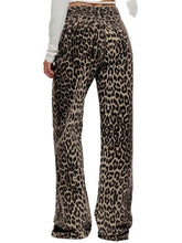 Load image into Gallery viewer, Vintage Leopard Jeans
