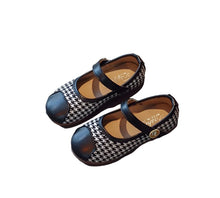 Load image into Gallery viewer, Houndstooth Patch Shoes
