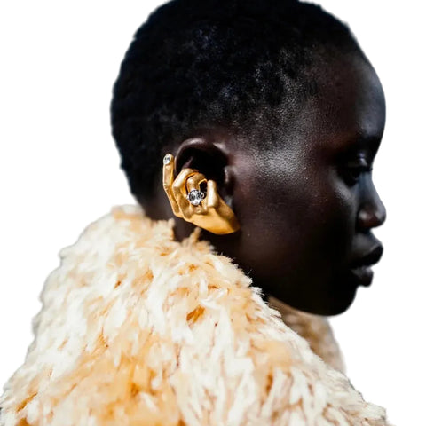 Metal Hand Earcuff