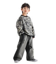 Load image into Gallery viewer, Leopard Sweatshirt
