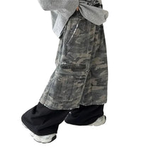 Load image into Gallery viewer, Leopard Patch Denim Pants
