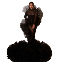 Load image into Gallery viewer, Elegant Pop Out Evening Dress
