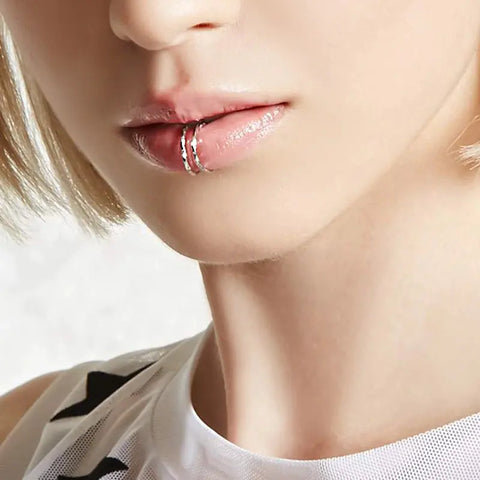Lip Ring Cuff Clip-Modern Baby Las Vegas