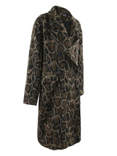 Load image into Gallery viewer, Wild Print Coat
