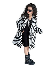 Load image into Gallery viewer, Zebra Print Pocket Jacket
