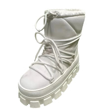 Load image into Gallery viewer, Platform Lace-Up Snow Boots
