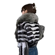 Load image into Gallery viewer, Patch Fur Collar Coat
