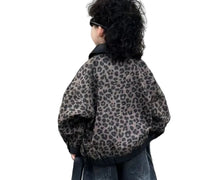 Load image into Gallery viewer, Leopard Leather Patch Jacket
