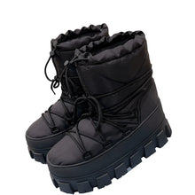 Load image into Gallery viewer, Platform Lace-Up Snow Boots
