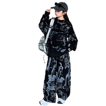 Load image into Gallery viewer, Graffiti Sweatsuit
