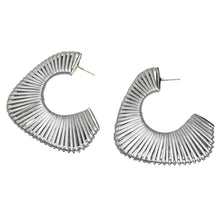 Load image into Gallery viewer, Irregular Metallic Woven Earrings
