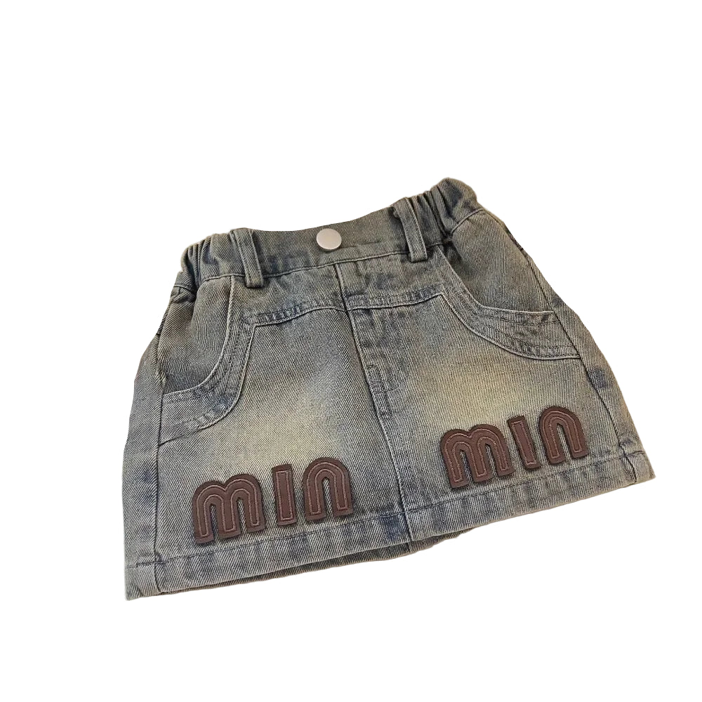 Min Min Letter Patch Skirt Set