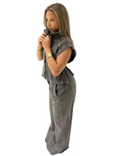 Load image into Gallery viewer, Button Flared Waist Denim Pant Set
