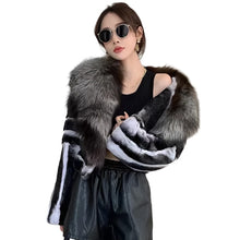 Load image into Gallery viewer, Patch Fur Collar Coat
