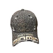 Load image into Gallery viewer, Min Min Embroidered Hat
