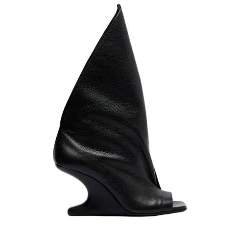 Pointed Top Fishmouth Booties