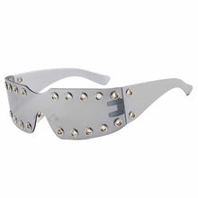 Load image into Gallery viewer, Rimless Grommet Sunglasses
