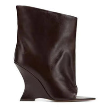 Load image into Gallery viewer, Fish Mouth Booties
