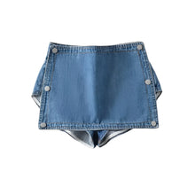 Load image into Gallery viewer, Button Spliced Denim Mini Skort
