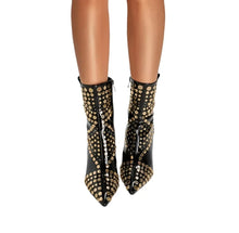 Load image into Gallery viewer, Rivet Patent Leather Short Boots
