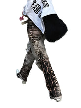 Load image into Gallery viewer, Gradient Patch Leopard Print Jeans

