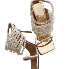 Load image into Gallery viewer, Gold Square Drip Pearl Shoes
